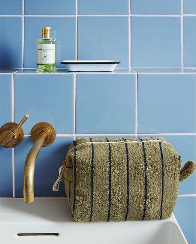 Trousse de toilette à...