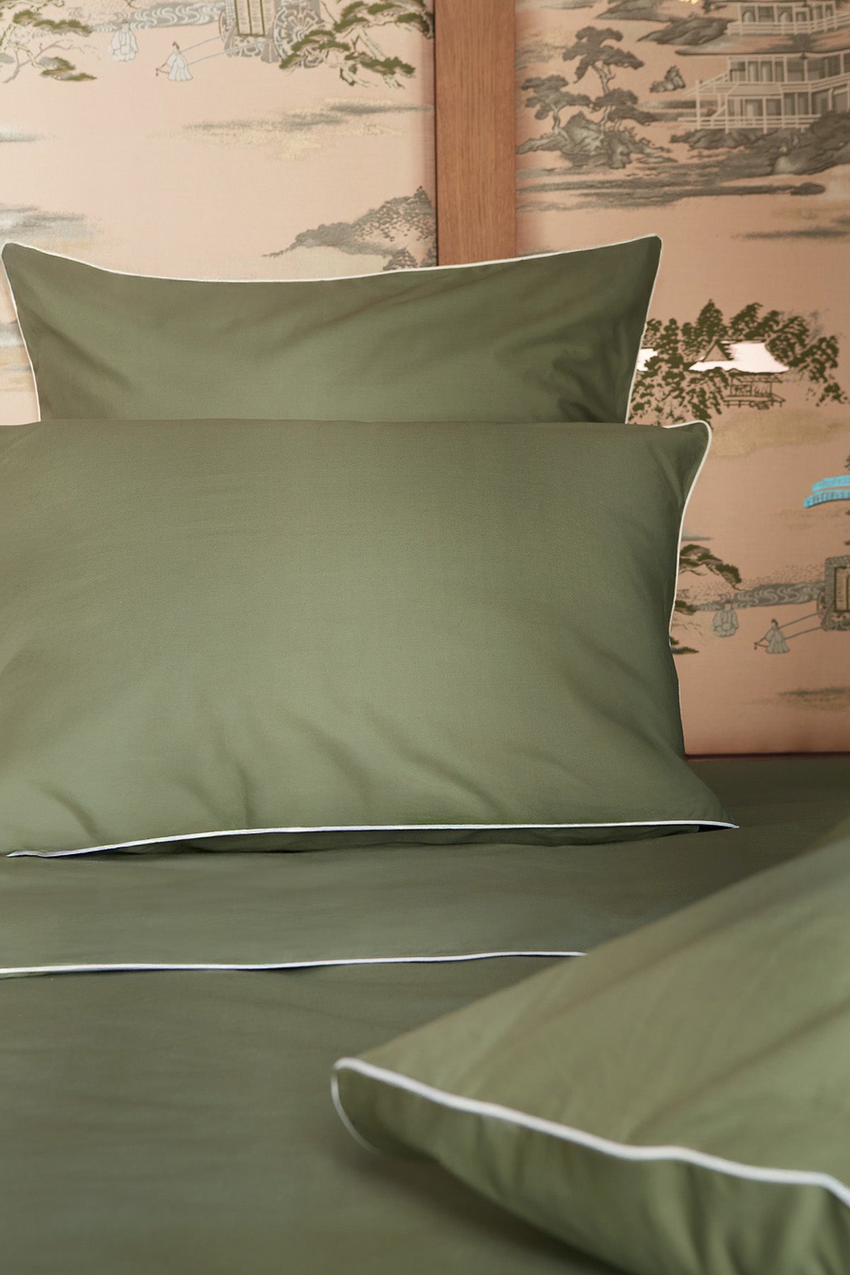 Paire de taies d'oreiller Percale de coton | Vert Olive Liseré Blanc