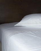 Flat satin sheet | Ecru Bourdon White