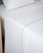 Drap plat Percale de coton Finition bourdon | Blanc Liseré Bleu Givré
