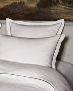 Paire de taies d'oreiller en lin | Blanc Bourdon Noir