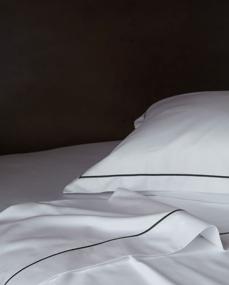 Satin Pillowcase Pair | White Black Bumblebee
