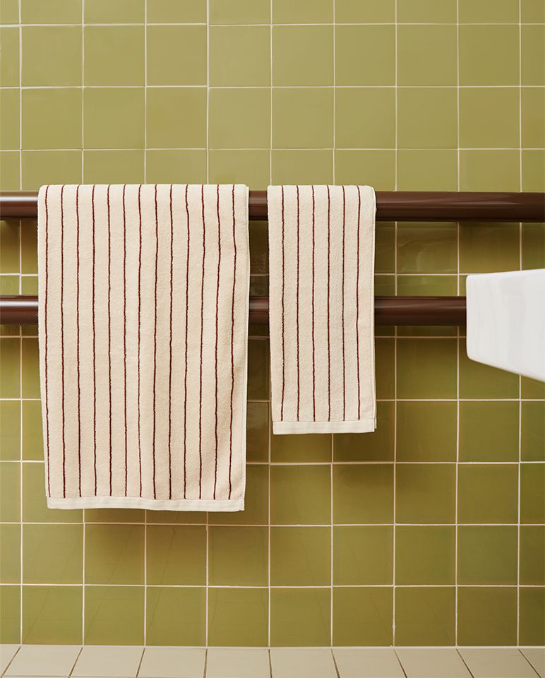 Serviette de bain à rayures | Beige Arbois / Chocolat