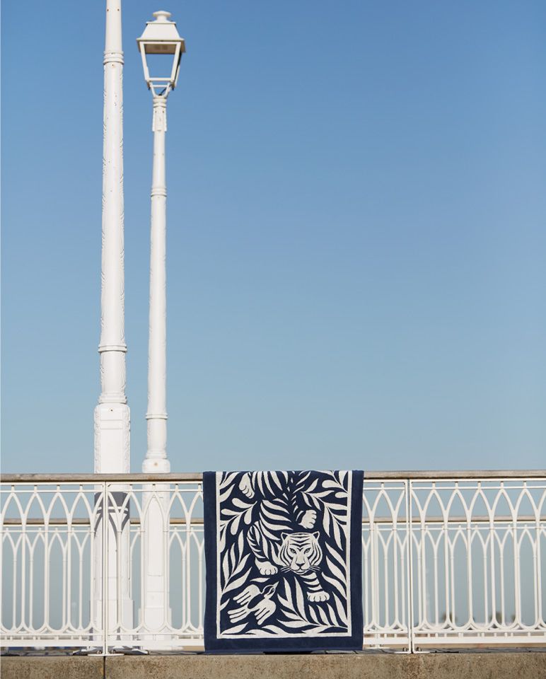 Serviette de plage Tigre 90x170 | Bleu Océan / Crème