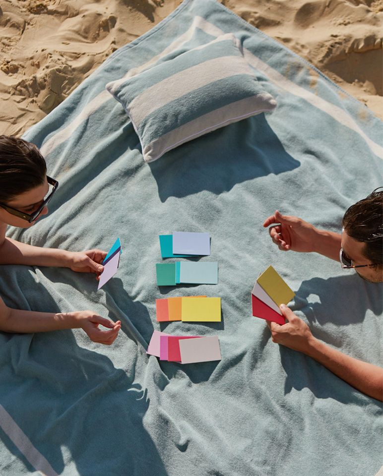 XXL Solid Beach Towel 170x170 | Seafoam Green / Cream