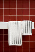 Serviette de toilette à rayures | Blanc Lutèce / Noir