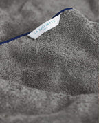Serviette de toilette | Gris Liseré Bleu Cobalt