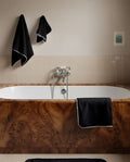 Serviette de toilette | Noir Liseré Blanc