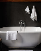 Serviette de toilette | Blanc Liseré Noir
