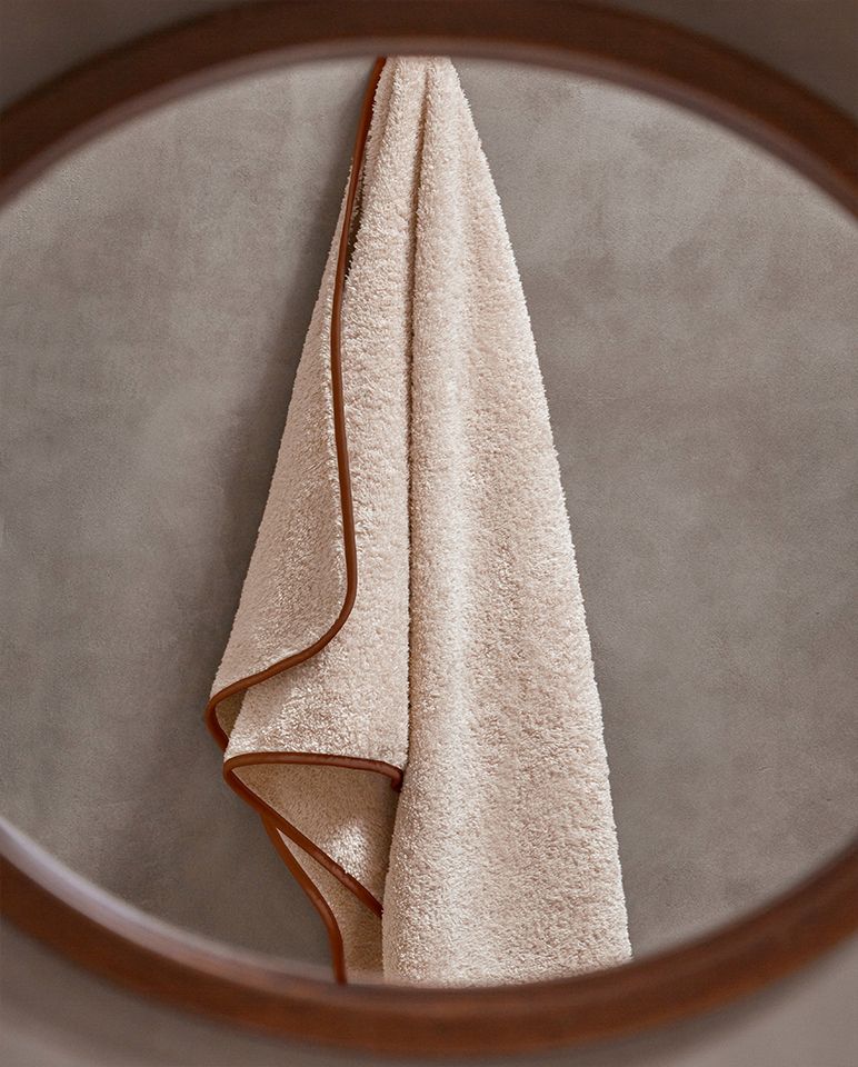 Serviette de toilette | Sable Liseré Brun Auburn