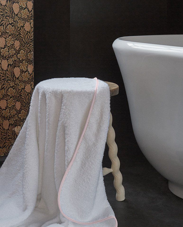 Serviette de bain | Blanc Liseré Rose Nymphe