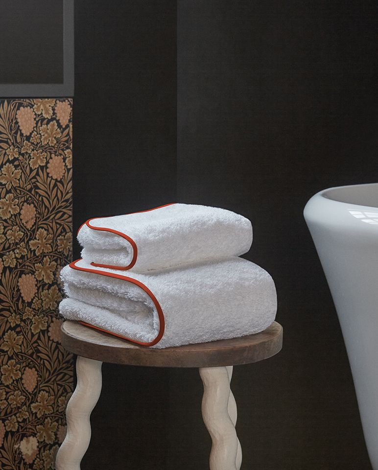 Serviette de bain | Blanc Liseré Rouge Brique