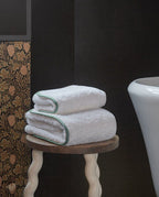 Serviette de bain | Blanc Liseré Bleu Givré