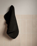 Paire de serviettes mains ou visage | Noir Liseré Noir