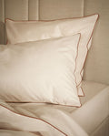 Paire de taies d'oreiller Percale de coton | Ecru Liseré Brun Auburn