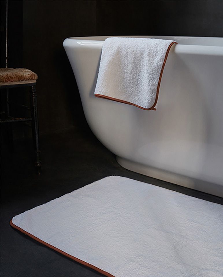Tapis de bain | Blanc Liseré Brun Auburn