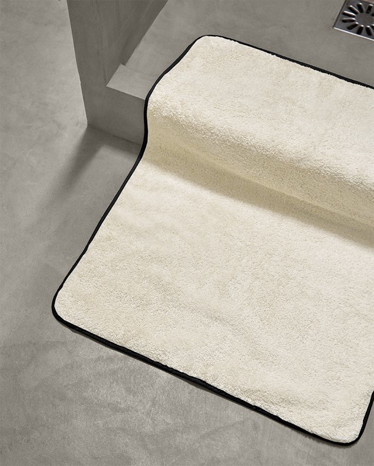 Tapis de bain | Ivoire Liseré Noir