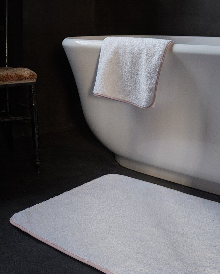 Bath Mat | White Nymph Pink Trim