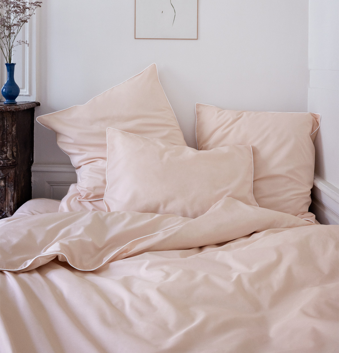 Le linge de lit en percale de coton Rose Nymphe Liseré Blanc La Serviette Paris